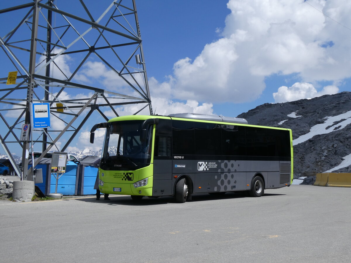 (277'039) - Silbernagl, Kastelruth - Nr. 384/FT-012 XH - Otokar am 19. Juni 2025 auf dem Stilfserjoch