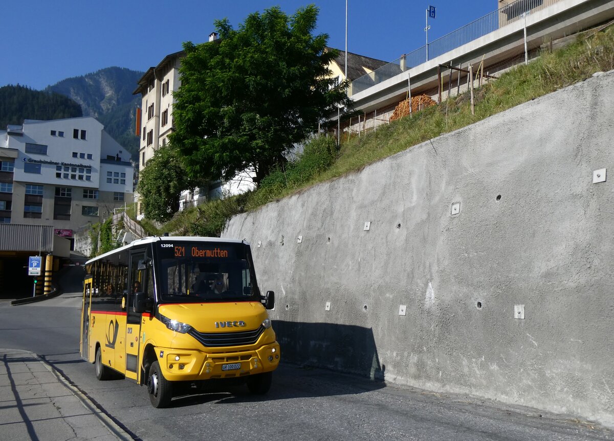 (277'095) - PostAuto Graub�nden - GR 100'022/PID 12'094 - Iveco/K-Bus am 20. Juni 2025 in Thusis, Postautostation