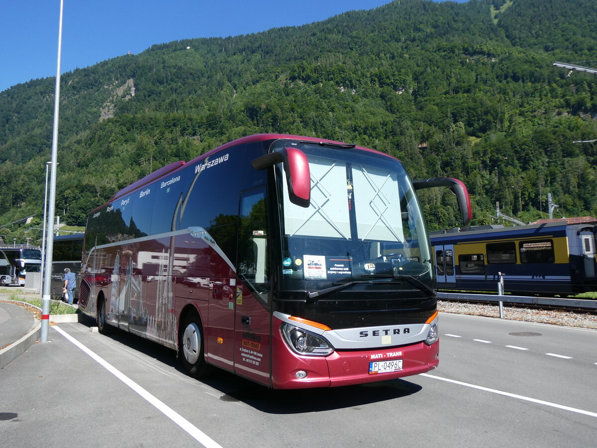 (277'293) - Aus Polen: Mati-Trans, Leszno - PL 0496C - Setra am 28. Juni 2025 beim Bahnhof Interlaken Ost