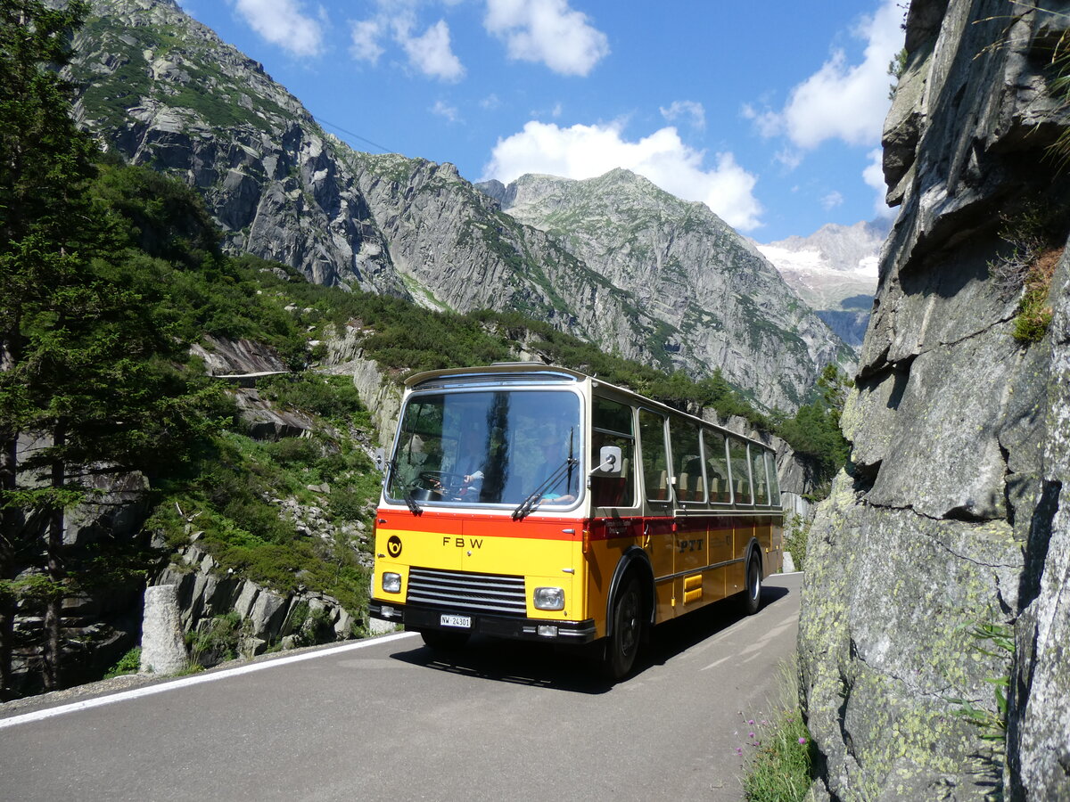 (277'390) - Lambach, Gommiswald - NW 24'301 - FBW/Eggli (ex Tanner+Lambach, Reigoldswil; ex Lambach, Rieden; ex Meier, Gr�t; ex AVG Grindelwald Nr. 13; ex P 24'182) am 1. Juli 2025 auf der alten Grimselstrasse