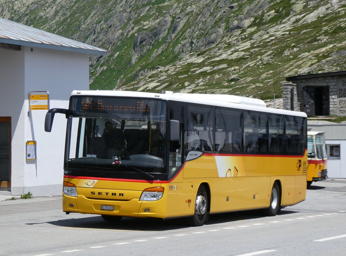 (277'432) - PostAuto Bern - Nr. 73/BE 171'453/PID 5624 - Setra (ex AVG Meiringen Nr. 73) am 1. Juli 2025 in Grimsel, Passh�he