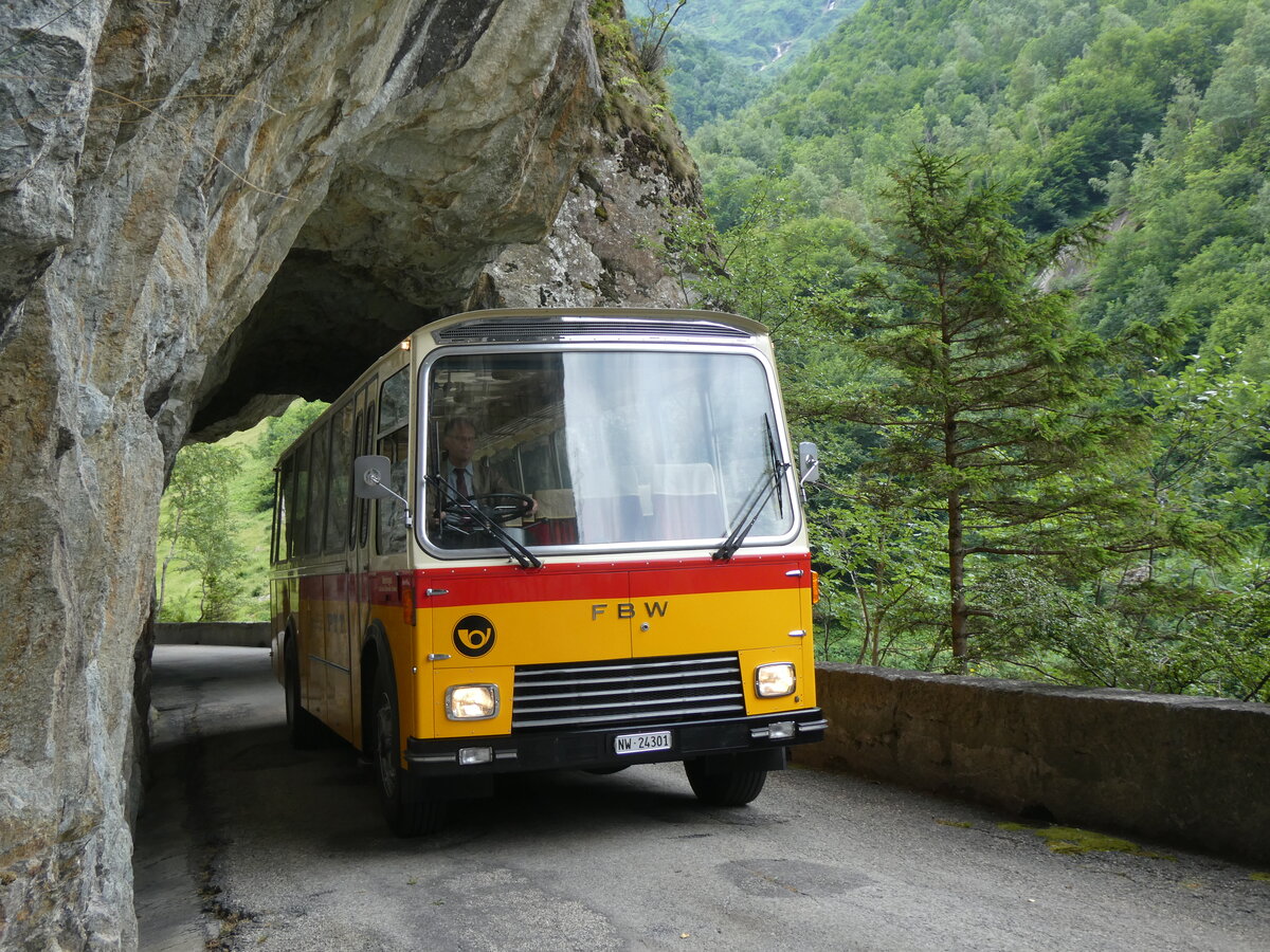 (277'468) - Lambach, Gommiswald - NW 24'301 - FBW/Eggli (ex Tanner+Lambach, Reigoldswil; ex Lambach, Rieden; ex Meier, Gr�t; ex AVG Grindelwald Nr. 13; ex P 24'182) am 1. Juli 2025 auf der alten Grimselstrasse