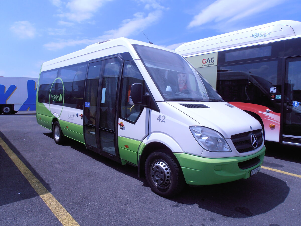 (277'603) - transN, La Chaux-de-Fonds - Nr. 42/NE 143'042 - Mercedes am 5. Juli 2025 in Kerzers, Interbus