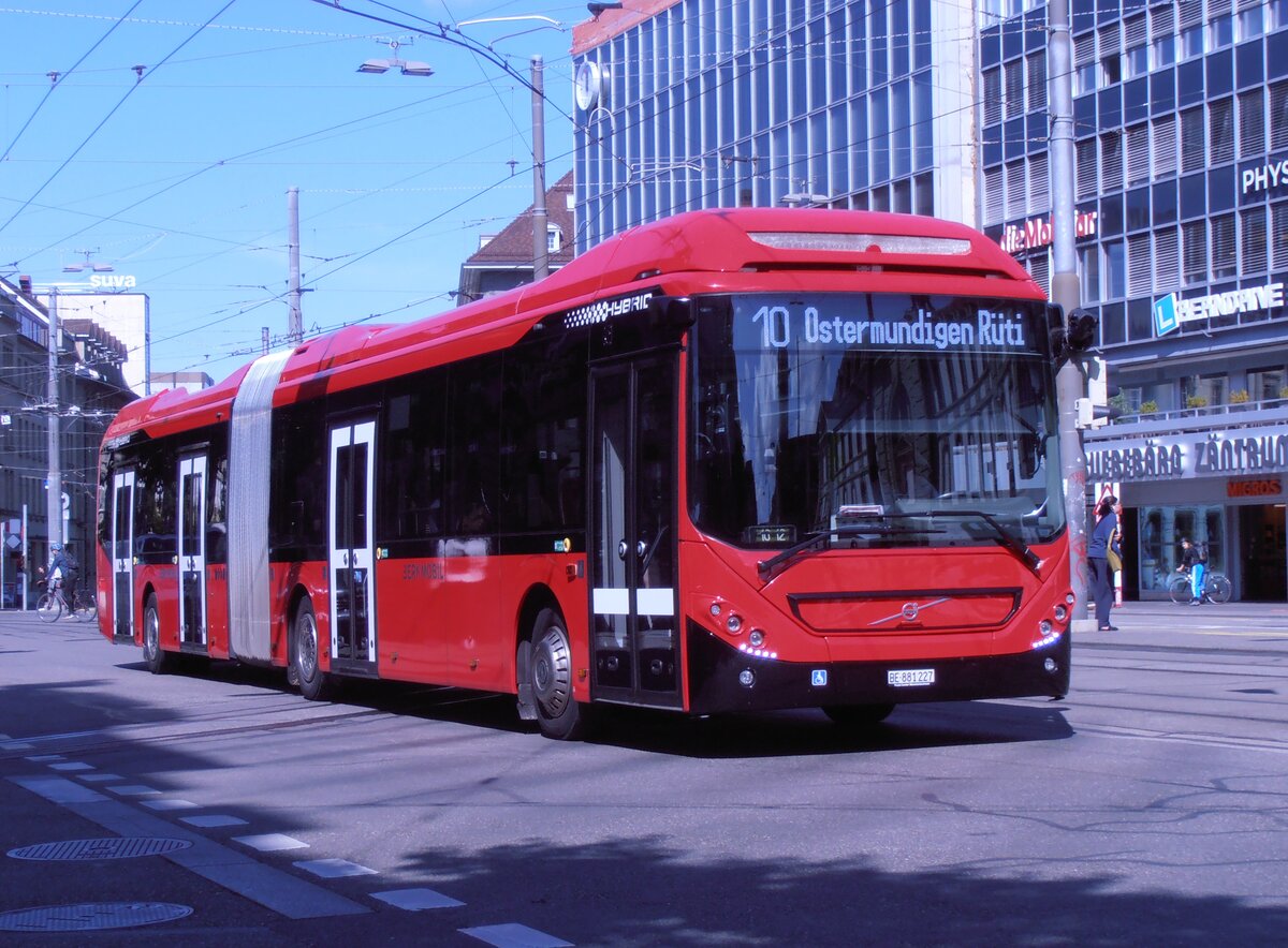 (277'725) - Bernmobil, Bern - Nr. 227/BE 881'227 - Volvo am 9. Juli 2025 beim Bahnhof Bern