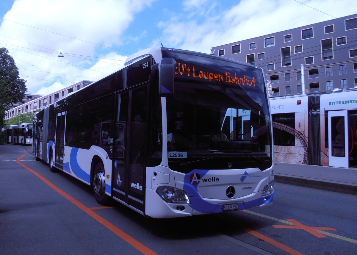 (277'900) - BOGG Wangen b.O. - Nr. 224/SO 194'897/PID 12'526 - Mercedes am 17. Juli 2025 beim Bahnhof Bern Europaplatz (angemietet von PostAuto)