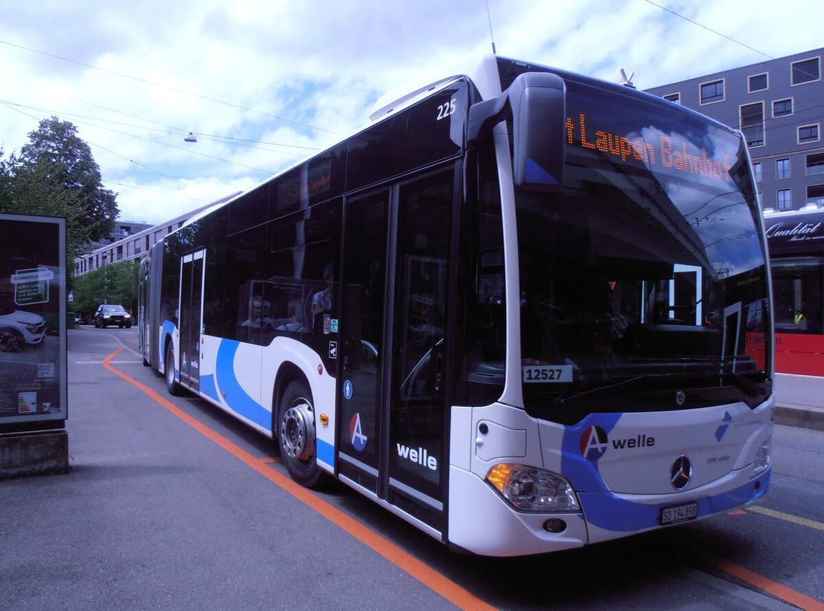 (277'914) - BOGG Wangen b.O. - Nr. 225/SO 194'898/PID 12'527 - Mercedes am 17. Juli 2025 beim Bahnhof Bern Europaplatz (angemietet von PostAuto)