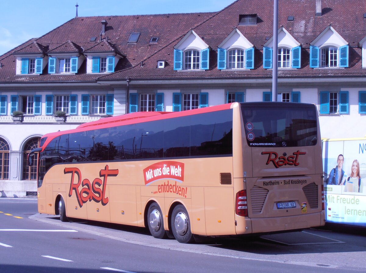 (277'971) - Aus Deutschland: Rast, Hartheim - FR-AR 62 - Mercedes am 19. Juli 2025 beim Bahnhof Thun