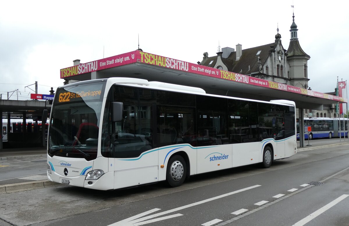(277'998) - Schneider, Ermenswil - Nr. 8/SG 3783 - Mercedes am 25. Juli 2025 beim Bahnhof Rapperswil