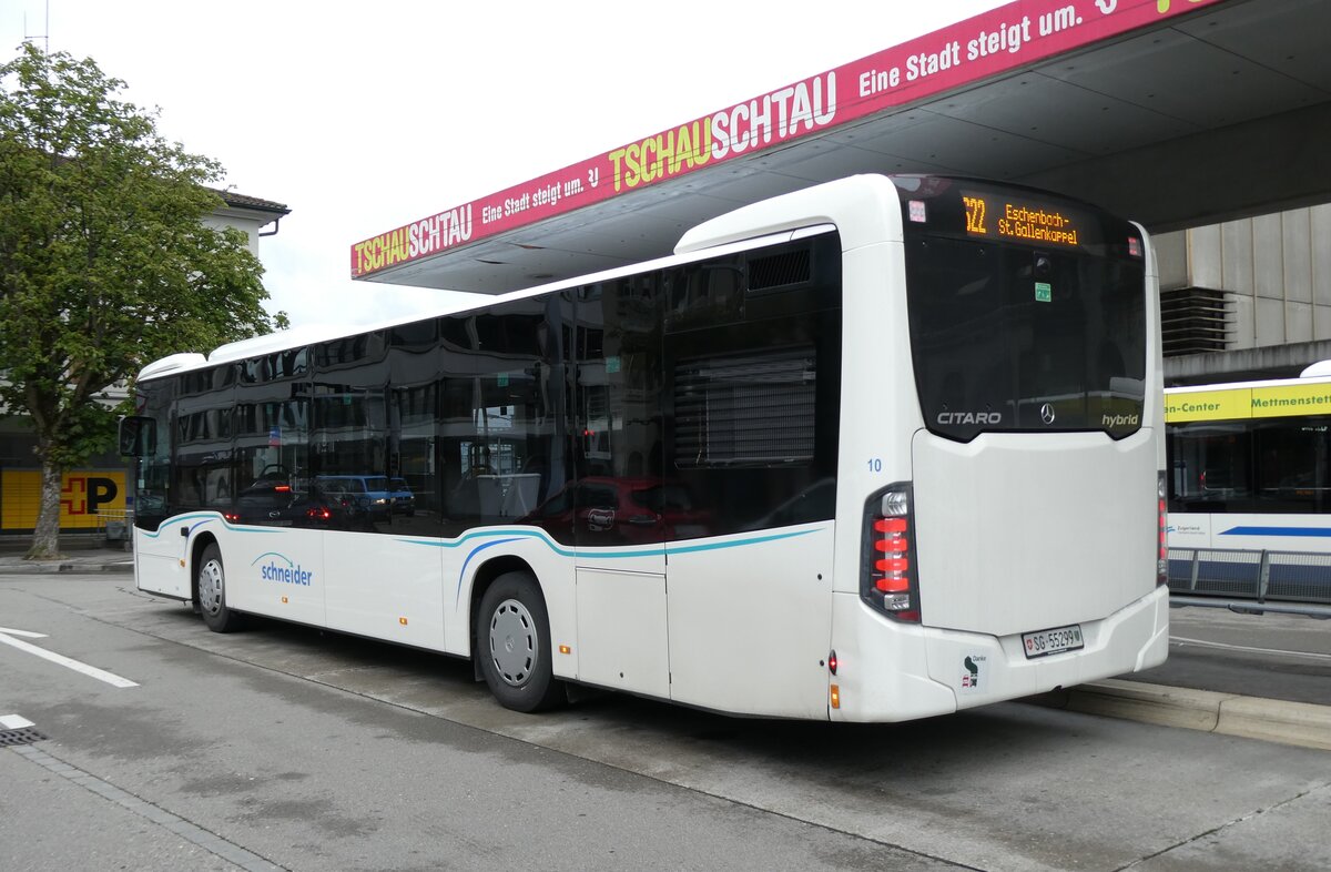 (278'007) - Schneider, Ermenswil - Nr. 10/SG 55'299 - Mercedes am 25. Juli 2025 beim BAhnhof Rapperswil