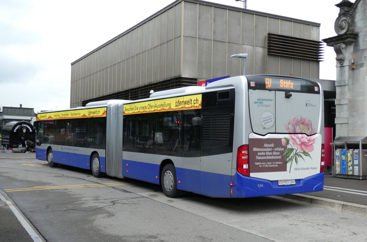 (278'009) - VZO Gr�ningen - Nr. 134/ZH 903'134 - Mercedes am 25. Juli 2025 beim Bahnhof Rapperswil