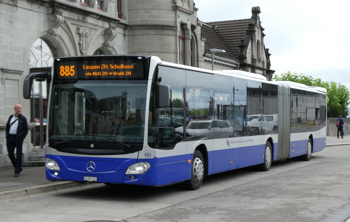 (278'011) - VZO Gr�ningen - Nr. 153/ZH 781'153 - Mercedes am 25. Juli 2025 beim Bahnhof Rapperswil