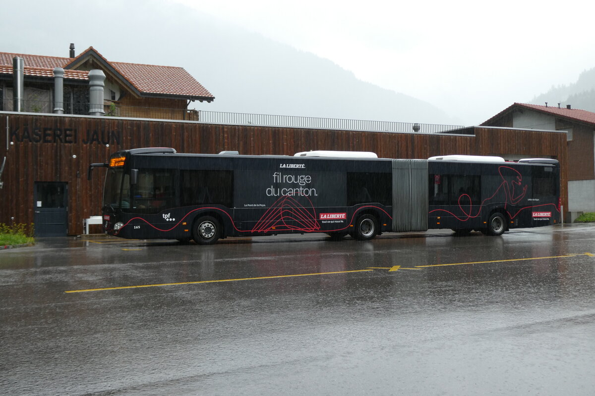 (278'061) - TPF Fribourg - Nr. 165/FR 300'293 - Mercedes am 26. Juli 2025 in Kappelboden, Garage