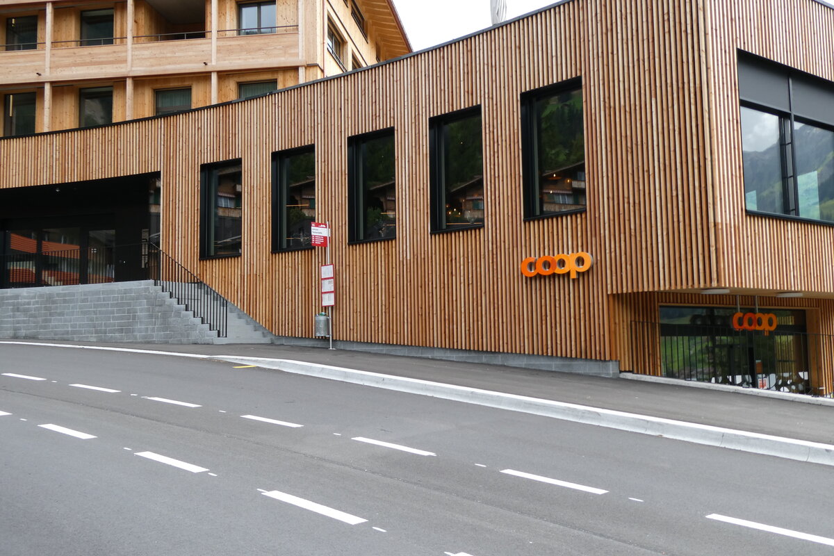 (278'138) - Neue AFA-Haltestelle am 27. Juli 2025 in Adelboden, Tannermatte