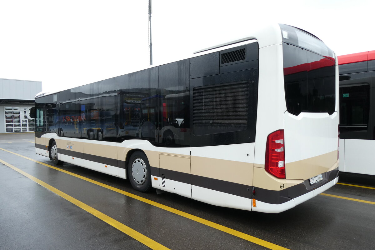 (278'359) - AZZK Zollikon - Nr. 64/ZH 727'164 - Mercedes am 2. August 2025 in Winterthur, Daimler Buses