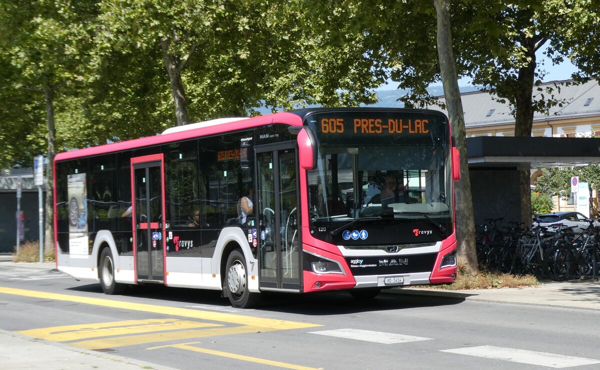 (278'752) - TRAVYS Yverdon - Nr. 120/VD 1414 - MAN am 9. August 2025 beim Bahnhof Yverdon