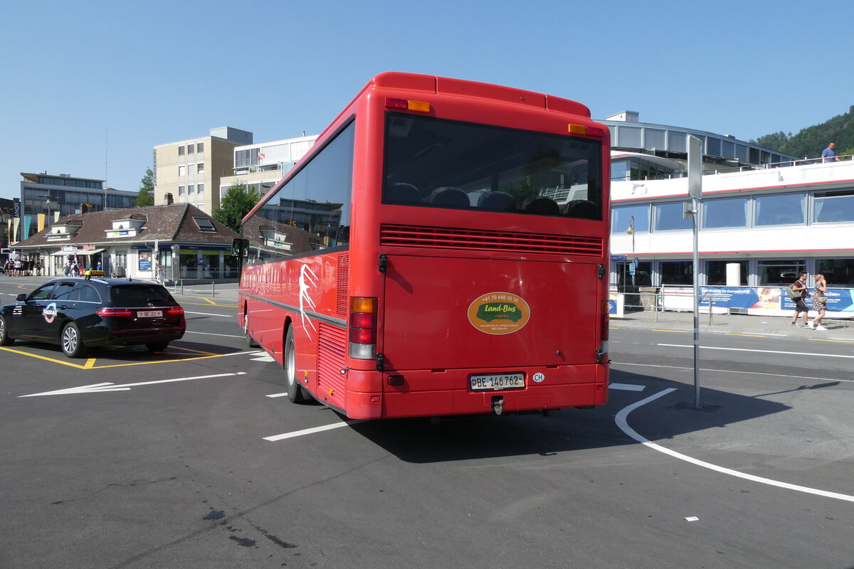 (278'775) - Land-Bus, Wattenwil - BE 146'762 - Setra (ex Gander, Ch�teau-d'Oex; ex TRAVYS Yverdon; ex AFA Adelboden Nr. 5) am 9. August 2025 beim Bahnhof Thun
