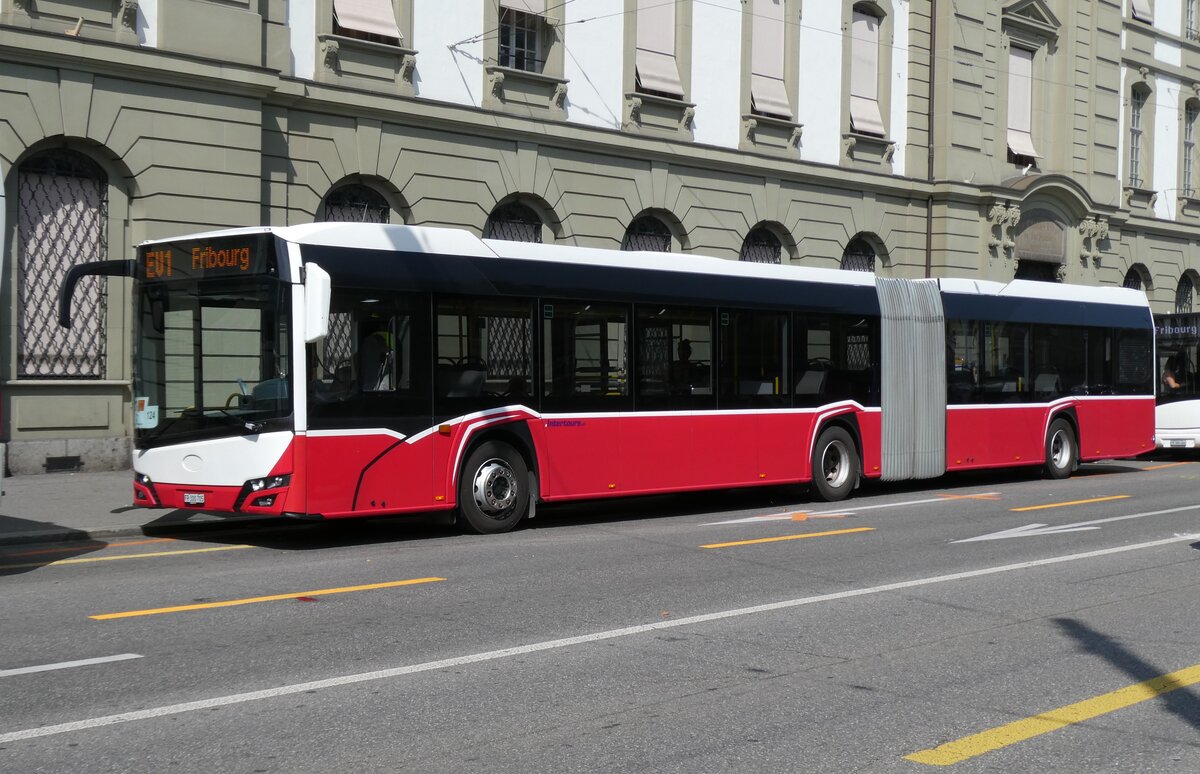 (278'914) - Intertours, Domdidier - Nr. 705/FR 300'705 - Solaris (ex PostBus/A BD 15'717) am 15. August 2025 beim Bahnhof Bern