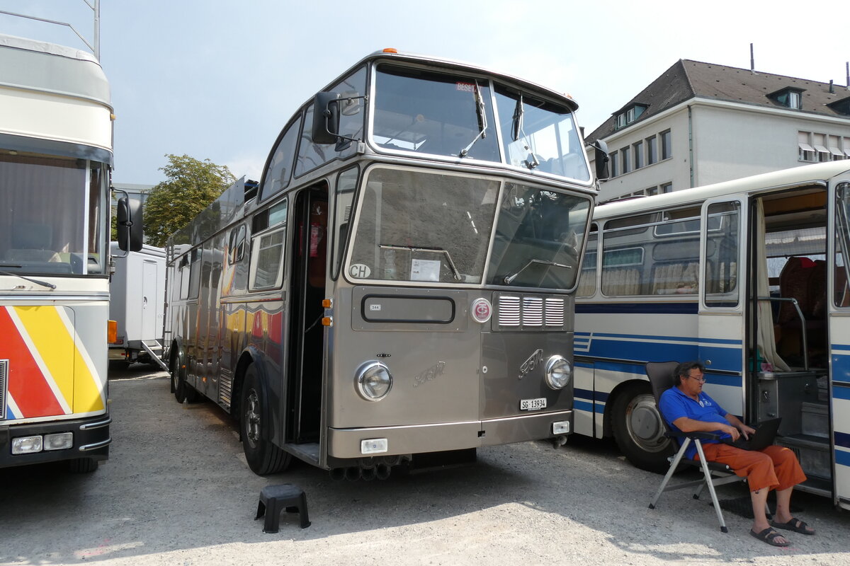 (279'012) - Schneider, Ernetschwil - SG 13'934 - FBW/T�scher Hochlenker (ex Basler, Hofstetten; ex VBZ Z�rich Nr. 244) am 16. August 2025 in Solothurn, Baseltor             