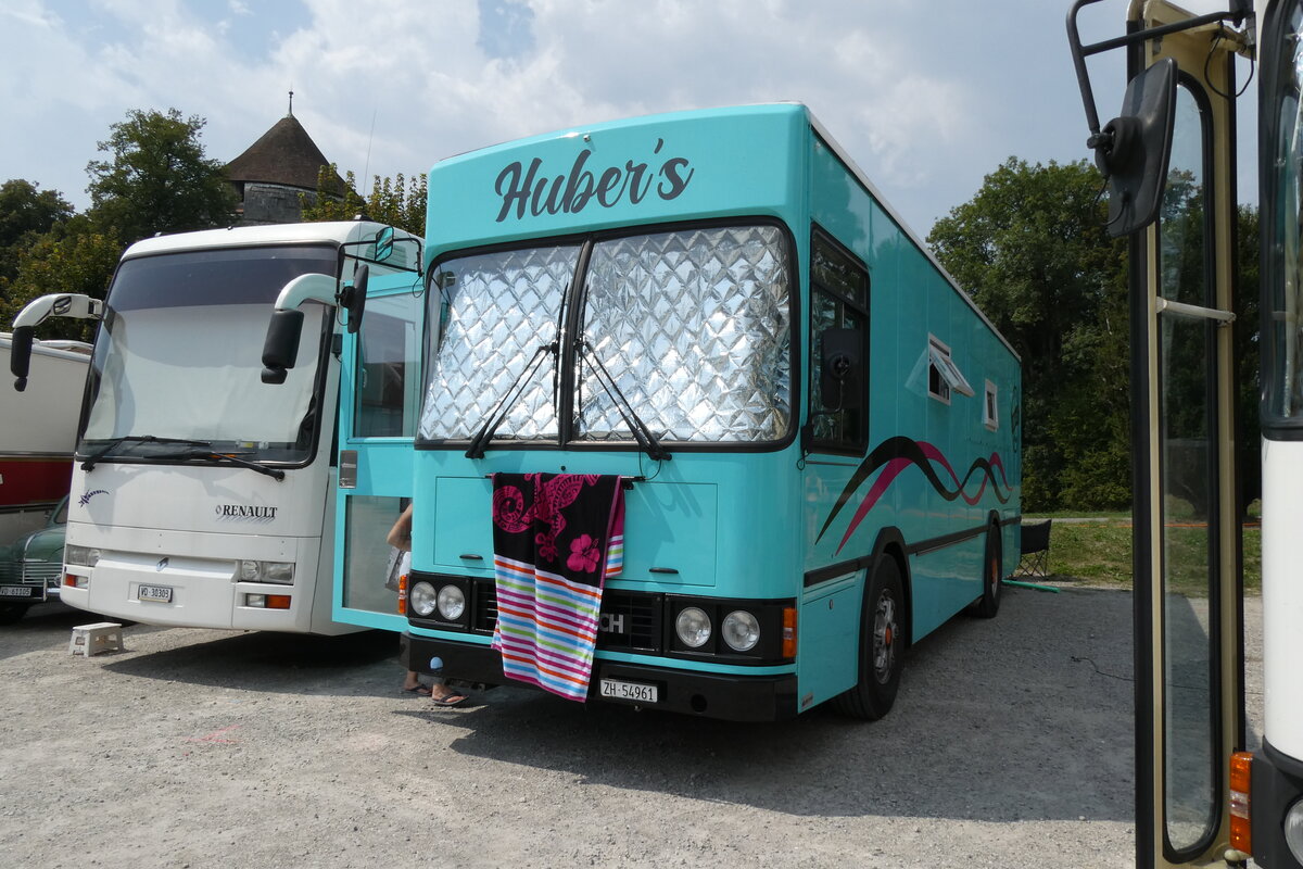 (279'030) - Huber, H�ri - ZH 54'961 - NAW/FHS (ex Musikschule Z�rcher Oberland, Wetzikon; ex Migros, Winterthur) am 16. August 2025 in Solothurn, Baseltor