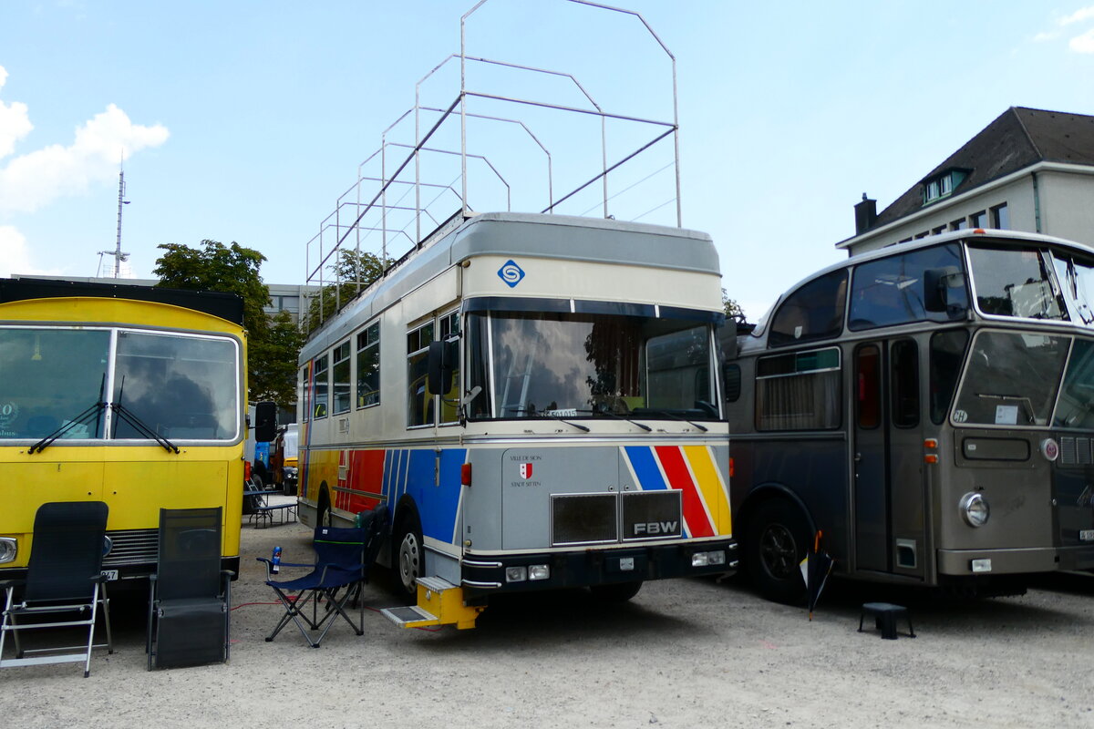 (279'073) - Erni, Rapperswil - SG 501'015 - FBW/Geser (ex Schmid, Abtwil; ex SUVA, Luzern) am 16. August 2025 in Solothurn, Baseltor