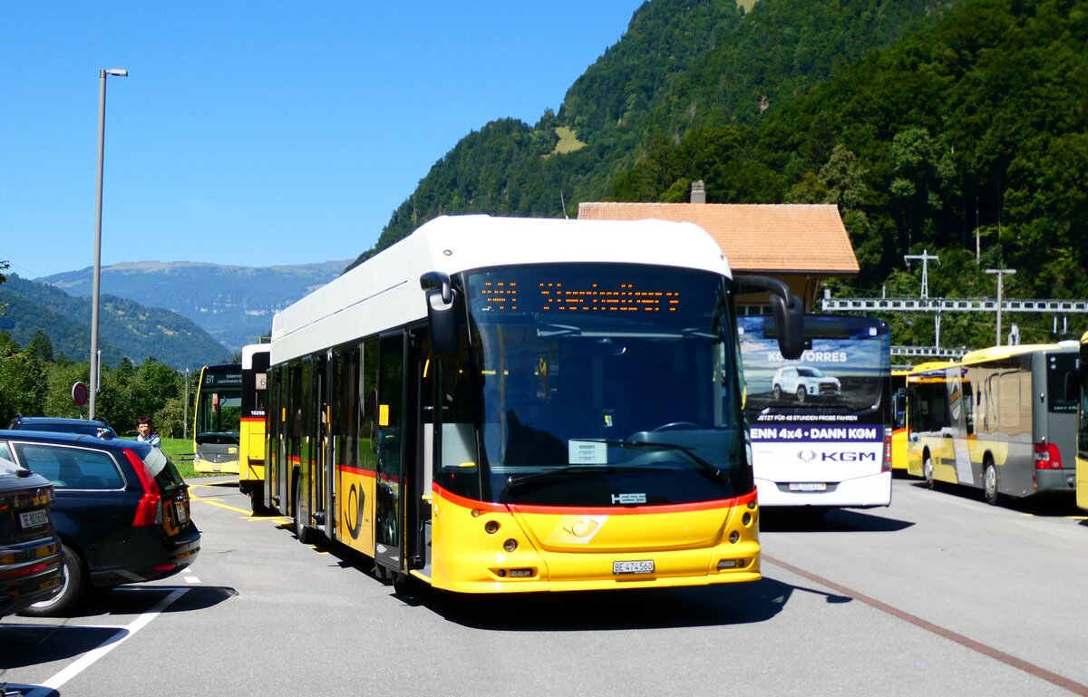 (279'358) - PostAuto Bern - BE 474'560/PID 10'247 - Hess am 25. August 2025 beim Bahnhof Zweil�tschinen