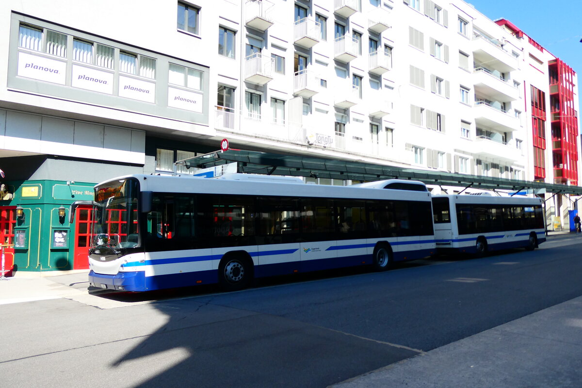 (279'422) - ZVB Zug - Nr. 172/ZG 88'172 - Hess am 26. August 2025 beim Bahnhof Zug