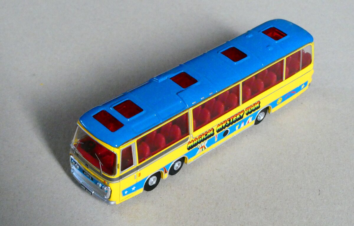 (279'789) - Aus England: The Beatles - URO 193 E - Bedford am 31. August 2025 in Thun (Modell)