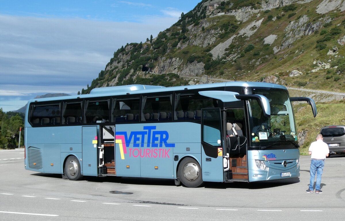 (279'836) - Aus Deutschland: Vetter, Salzfurtkapelle - ABI-VT 192 - Mercedes am 3. September 2025 in Susten, Steingletscher