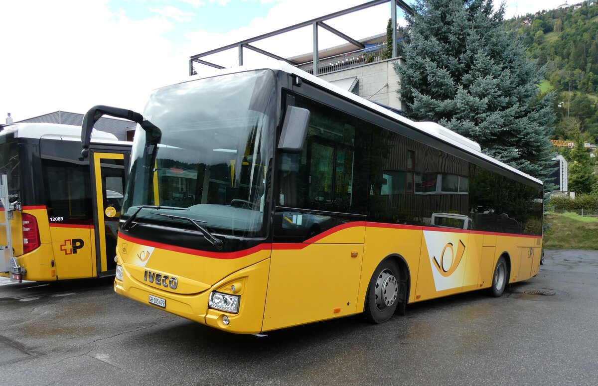 (280'192) - PostAuto Graub�nden - GR 105'479/PID 10'068 - Iveco (ex Nr. 18; ex Nr. 21; ex Fontana, Ilanz Nr. 21) am 9. September 2025 in Ilanz, Garage Fontana