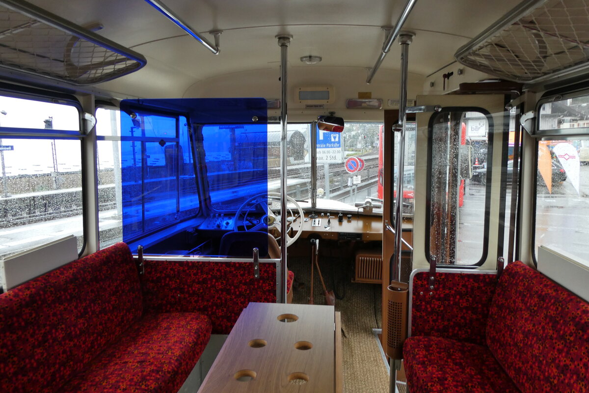 (280'706) - Bamert, Wollerau - SZ 200'094 - Berna/T�scher (ex Blattmann, Wollerau) am 27. September 2025 beim Bahnhof W�denswil (Innenaufnahme)