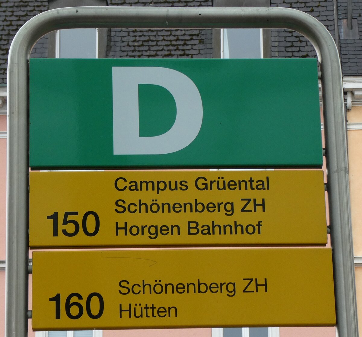 (280'725) - PostAuto-Haltestellenschild - W�denswil, Bahnhof - am 27. September 2025