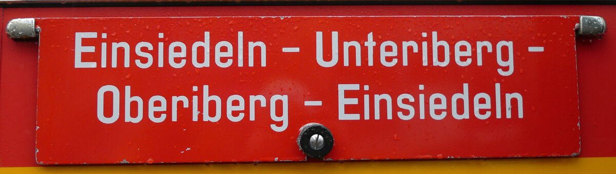 (280'728) - Routentafel - Einsiedeln - Unteriberg - Oberiberg - Einsiedeln - am 27. September 2025 beim Bahnhof W�denswil