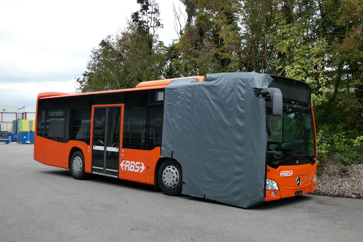 (280'830) - RBS Worblaufen Nr. 5214 - Mercedes (ex Nr. 214) am 28. September 2025 in Kerzers, Interbus