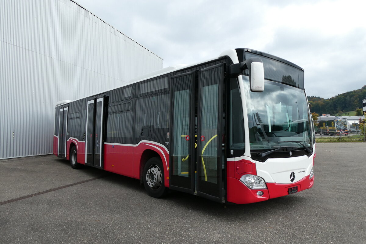 (281'188) - PostAuto Ostschweiz - PID 12'414 - Mercedes (ex PostAuto Bern; ex Wiener Linien, A-Wien Nr. 8154) am 10. Oktober 2025 in Winterthur, Daimler Buses