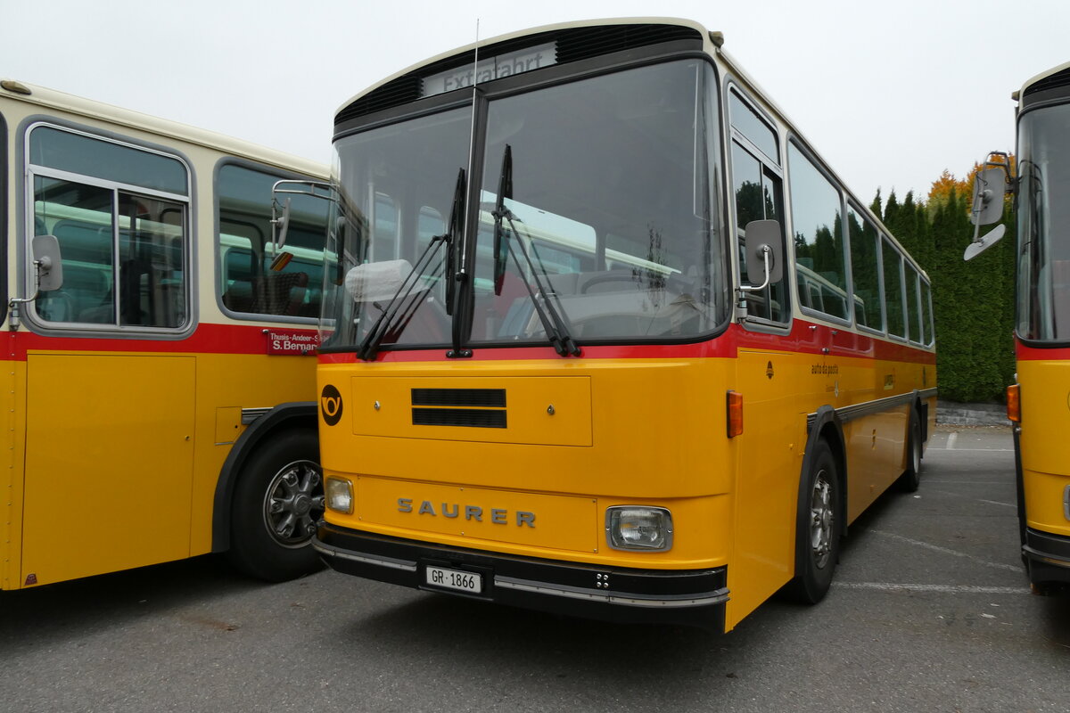(281'320) - Gaudenz, Andeer - GR 1866 - Saurer/R&J (ex Mark, Andeer PID 2824; ex PostAuto Graub�nden; ex P 24'350) am 12. Oktober 2025 in Schwarzenberg, R�ssli