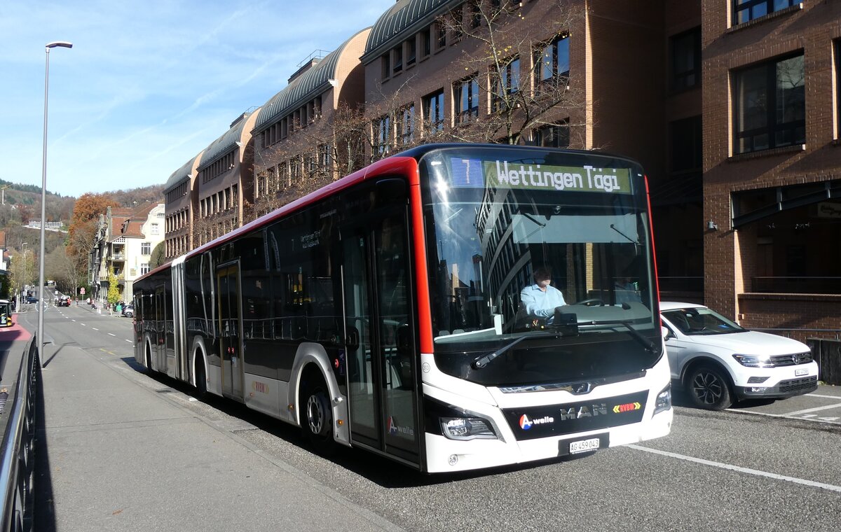 (282'325) - Twerenbold, Baden - Nr. 313/AG 459'043 - MAN am 11. November 2025 in Baden, Postautostation