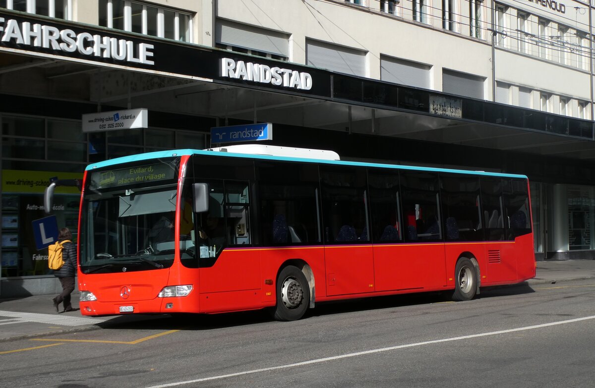 (282'371) - Funi-Car, Biel - Nr. 2/BE 424'202 - Mercedes (ex Knecht, Windisch Nr. 458) am 13. November 2025 beim Bahnhof Biel