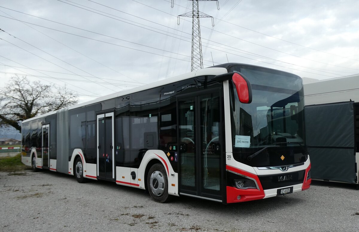 (282'443) - AAGS Schwyz - Nr. 25/SZ 45'325 - MAN am 15. November 2025 in Kerzers, Murtenstrasse