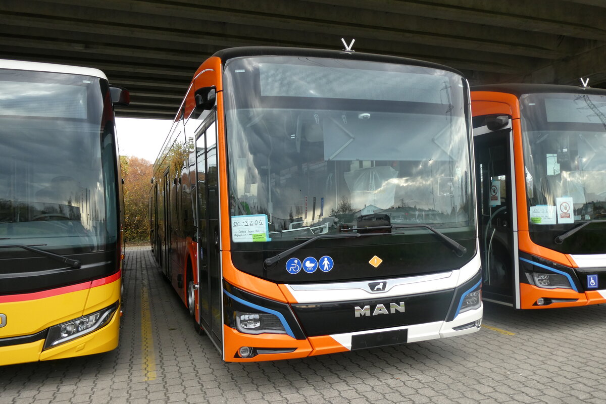 (282'449) - Gen�ve-Tours, Gen�ve - (3Z05) - eMAN am 15. November 2025 in Kerzers, Murtenstrasse