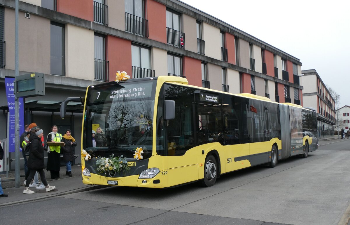 (283'154) - STI Thun - Nr. 720/BE 904'720 - Mercedes am 14. Dezember 2025 in Thun, Zentrum Oberland
