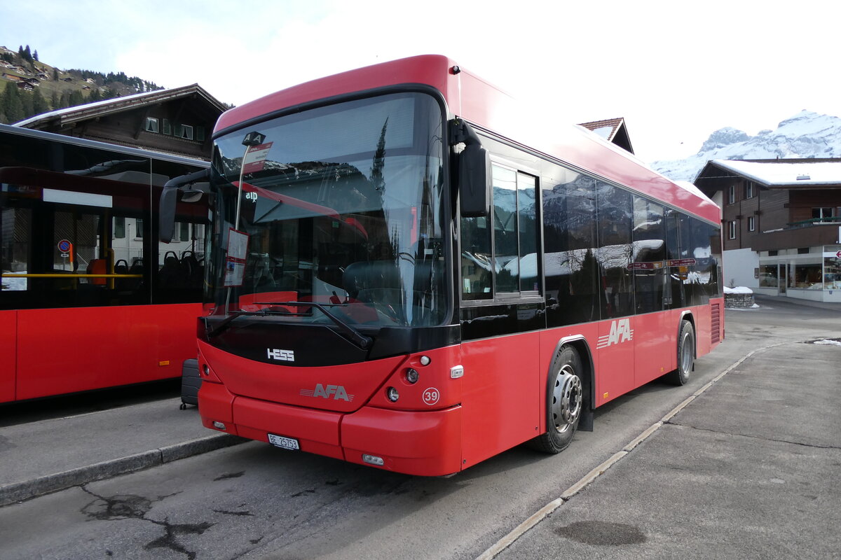 (283'203) - AFA Adelboden - Nr. 39/BE 25'753 - Scania/Hess am 15. Dezember 2025 beim Bahnhof Lenk