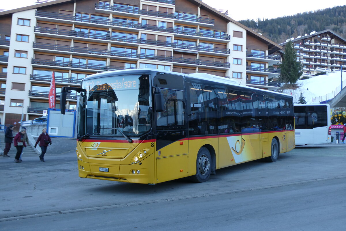 (283'557) - Lathion, Sion - Nr 8/VS 444'334/PID 11'486 - Volvo am 30. Dezember 2025 in Haute-Nendaz, T�l�cabine