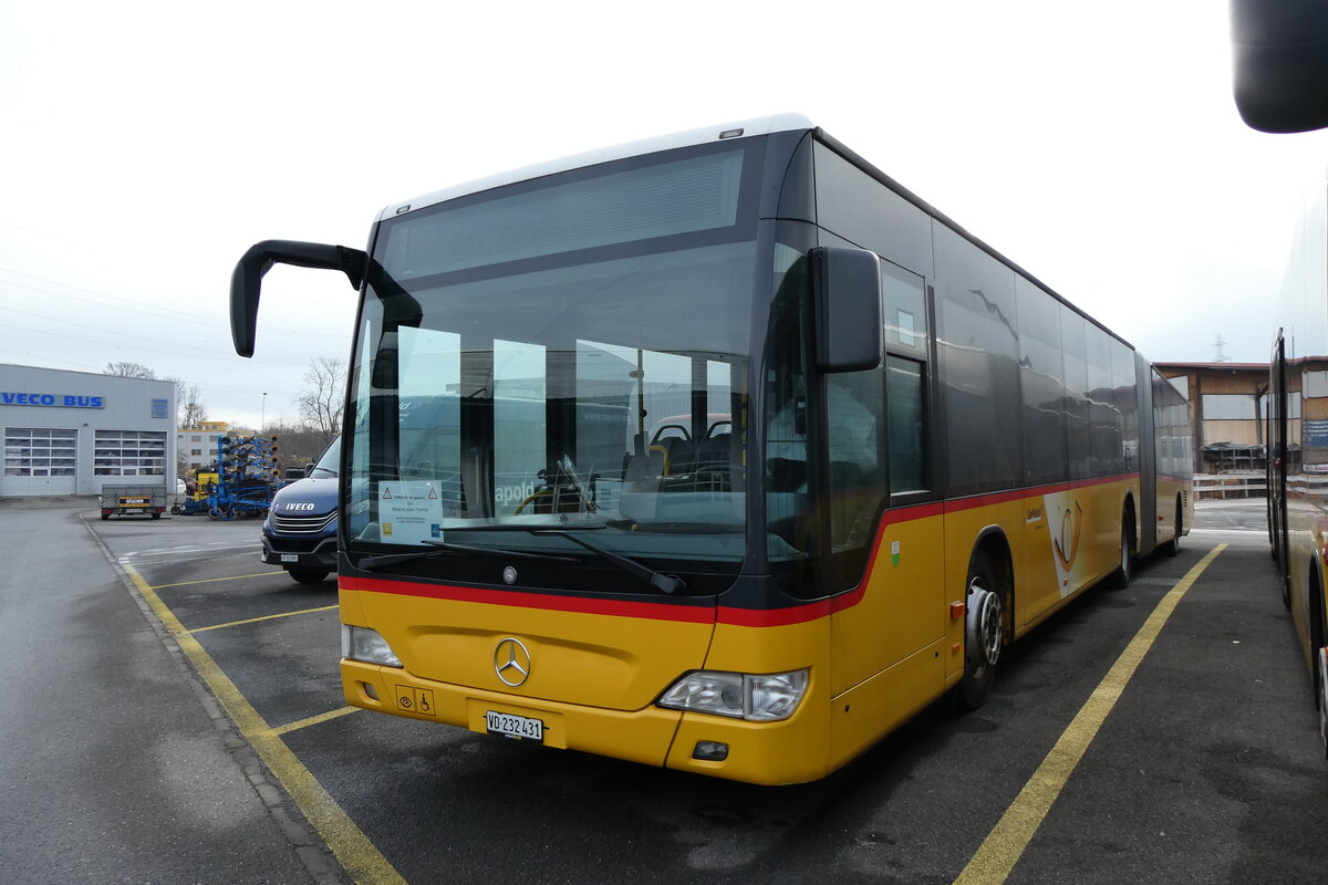 (284'259) - CarPostal Ouest - VD 232'431/PID 5498 - Mercedes am 17. Januar 2026 in Kerzers, Interbus