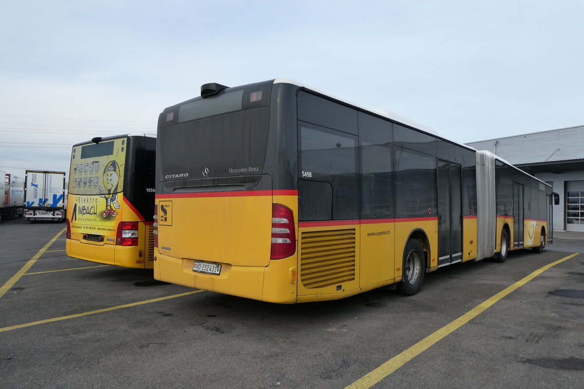 (284'261) - CarPostal Ouest - VD 232'431/PID 5498 - Mercedes am 17. Januar 2026 in Kerzers, Interbus 