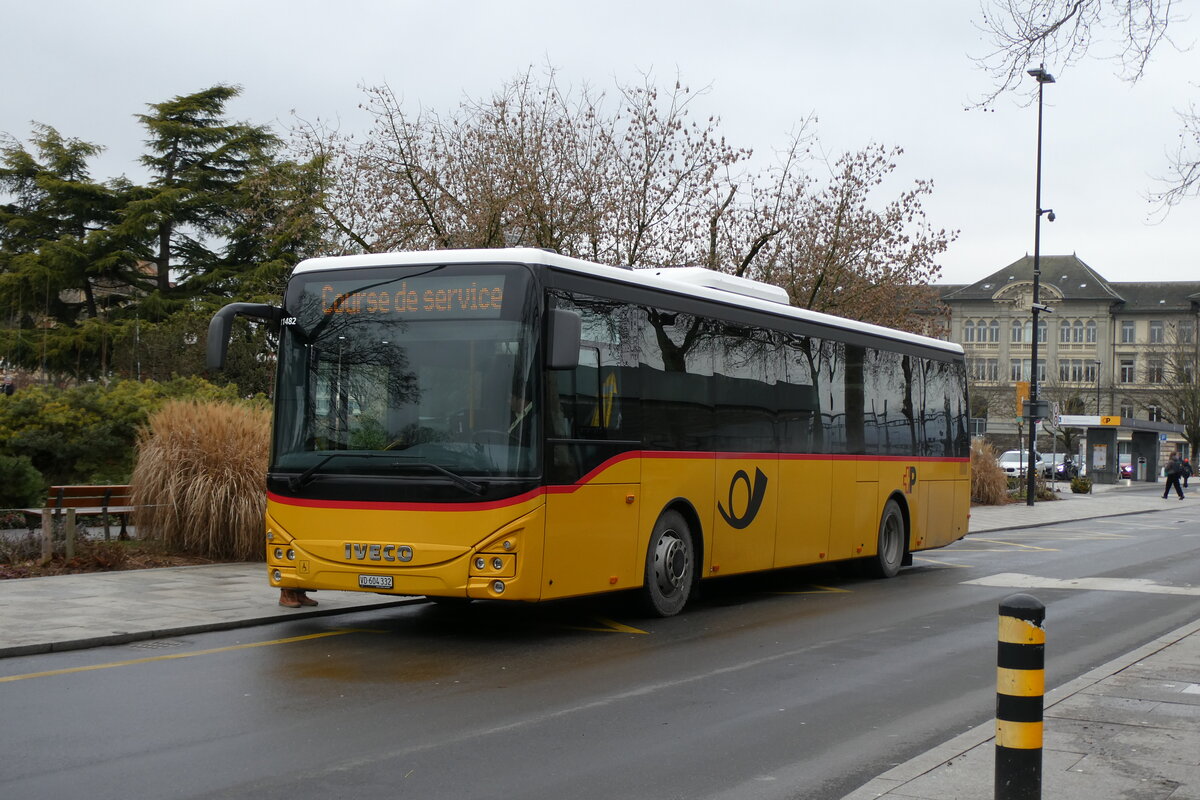 (284'510) - CarPostal Ouest - VD 604'332/PID 11'482 - Iveco am 31. Januar 2026 beim Bahnhof Yverdon
