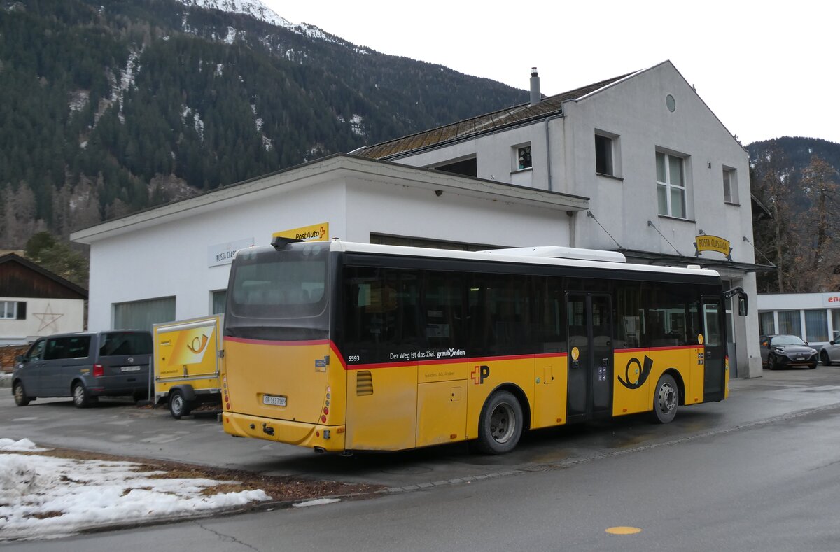 (284'630) - Gaudenz, Andeer - GR 163'716/PID 5593 - Irisbus (ex Mark, Andeer) am 6. Februar 2026 in Andeer, Garage