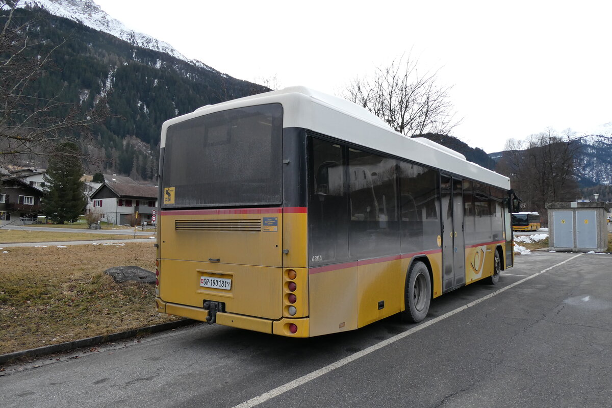 (284'633) - Gaudenz, Andeer - GR 190'181/PID 4804 - Scania/Hess (ex GR 1866; ex GR 163'715: ex Stutz, Jonen; ex PostAuto Bern; ex AVG Meiringen Nr. 67; ex AVG Meiringen Nr. 76; ex Steiner, Messen) am 6. Februar 2026 in Andeer, Parkplatz