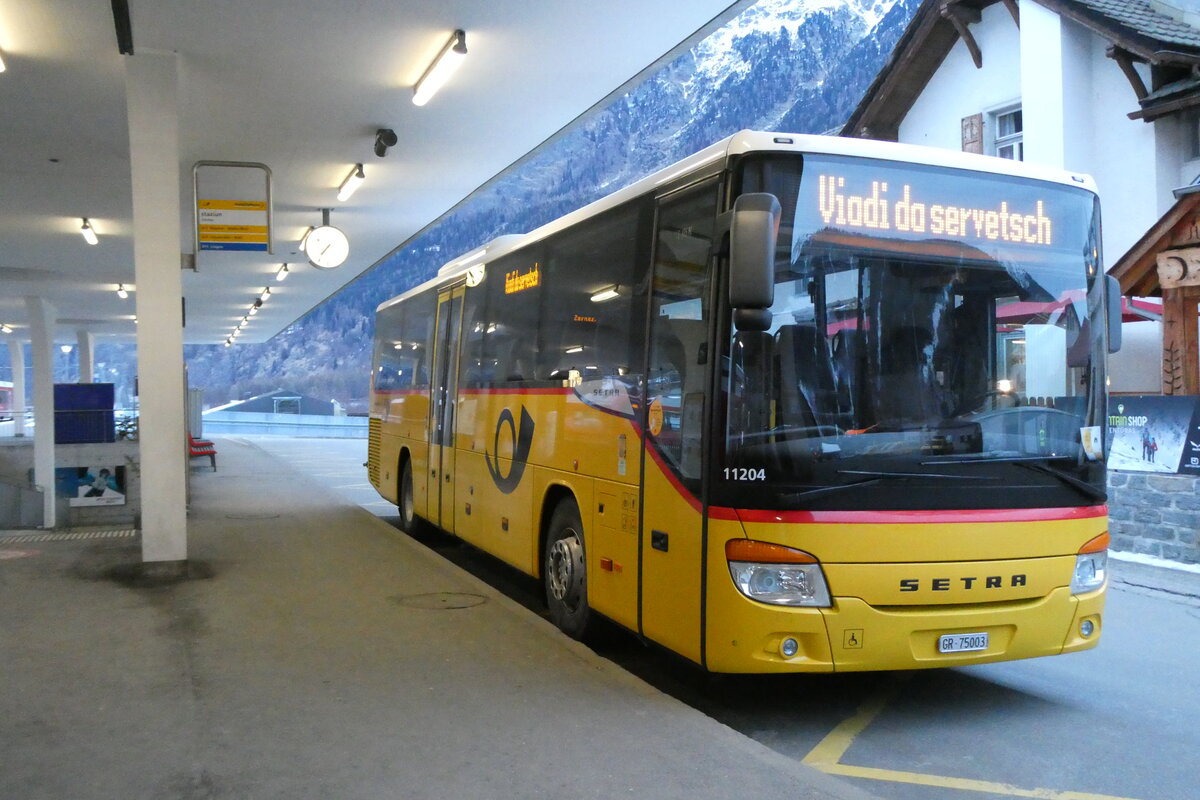(284'847) - Terretaz, Zernez - GR 75'003/PID 11'204 - Setra (ex GR 178'309) am 14. Februar 2026 beim Bahnhof Zernez