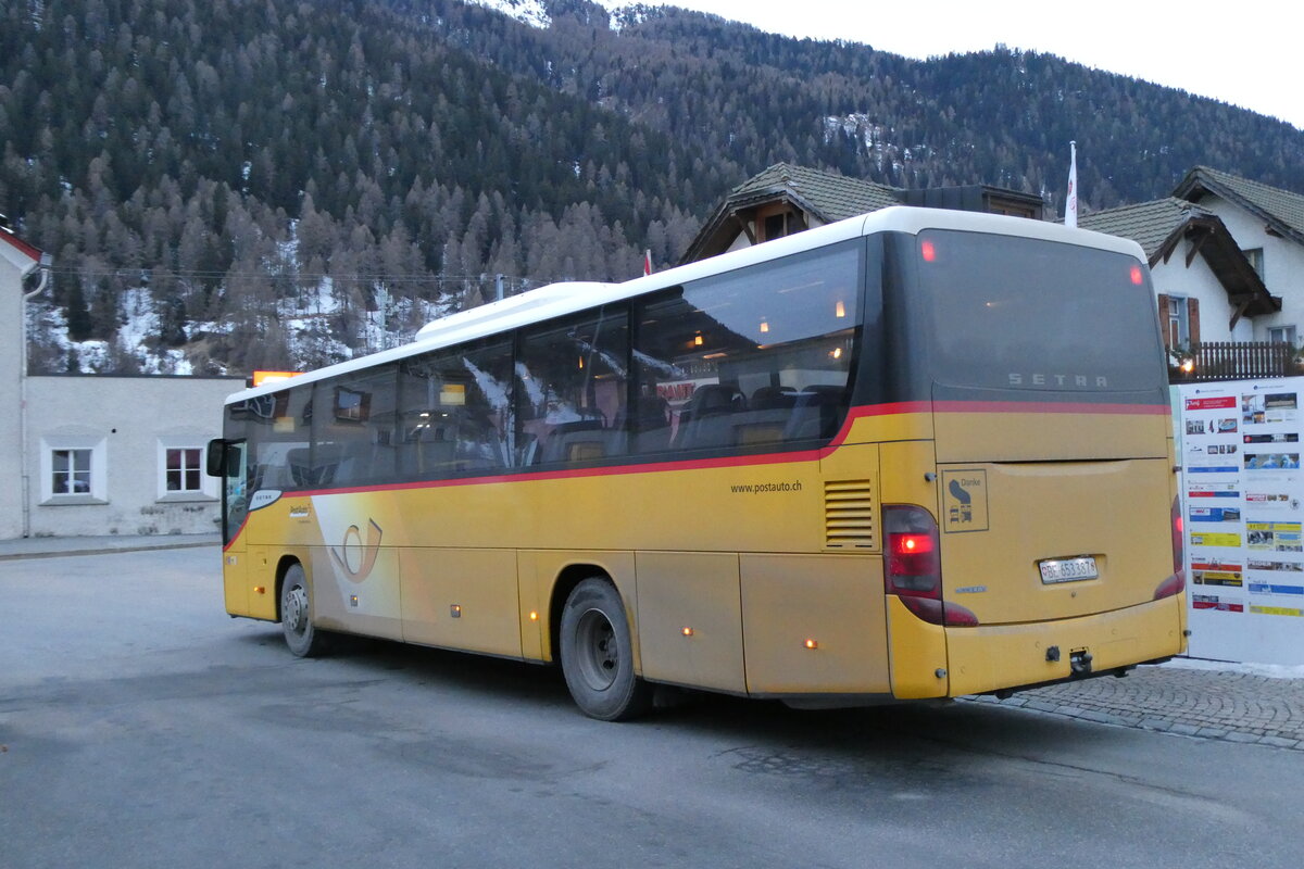 (284'850) - PostAuto Bern - Nr. 70/BE 653'387/PID 5626 - Setra am 14. Februar 2026 in Zernez, Post