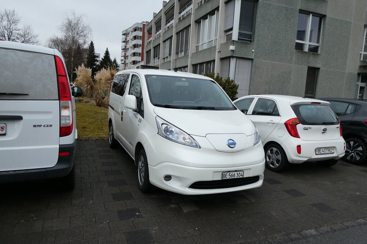 (284'944) - STI Thun - Nr. 318/BE 566'304 - Nissan am 19. Februar 2026 in Thun, Garage